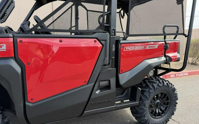 2026 Honda Pioneer 1000-5 Deluxe
