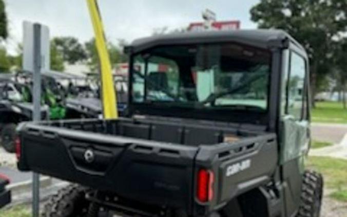 2024 Can-Am® Defender DPS CAB HD9