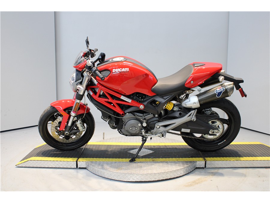 2016 DUCATI MONSTER 821