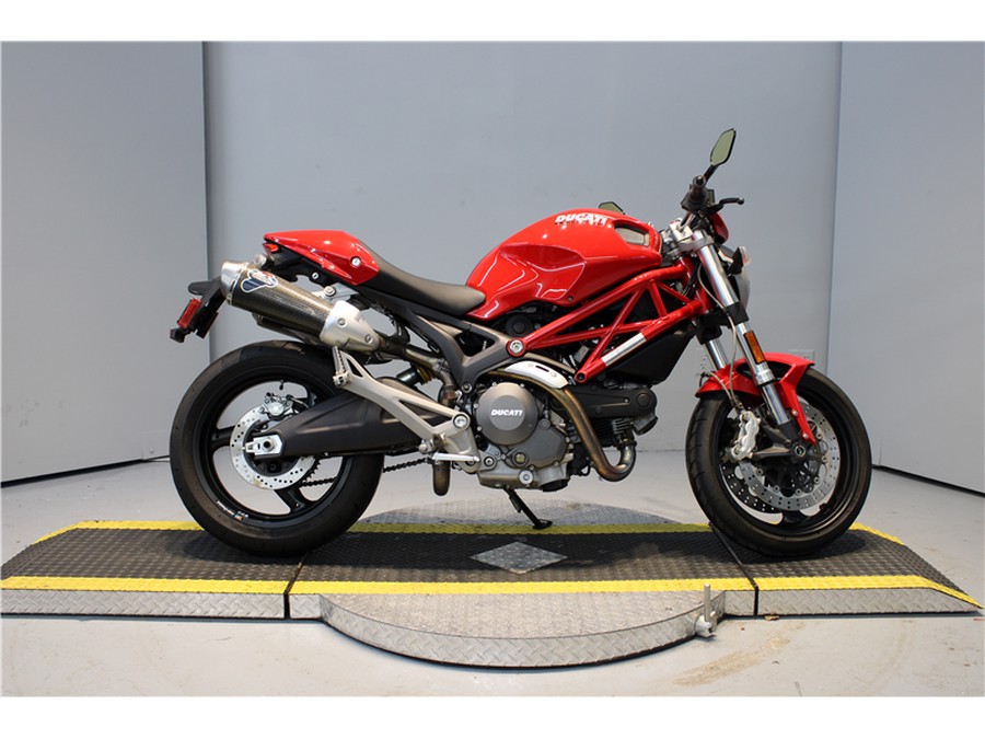 2016 DUCATI MONSTER 821