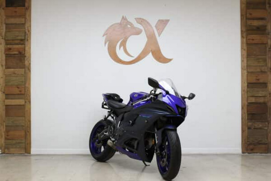 2022 YAMAHA R7