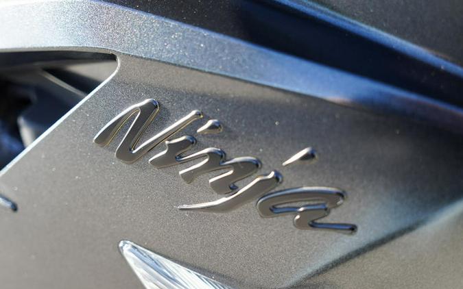 2016 Kawasaki Ninja® ZX™-14R