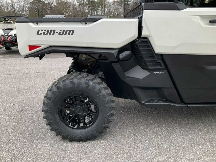 2026 Can-Am Defender MAX Limited HD11
