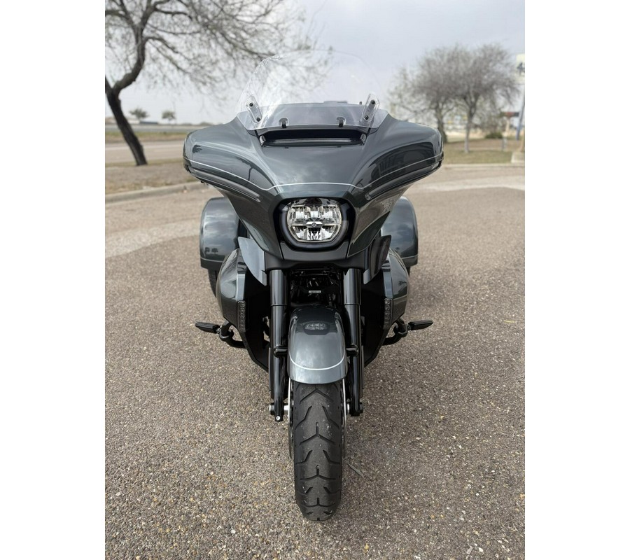 2026 Harley-Davidson Street Glide 3 Limited Iron Horse Metallic Chrome Trim