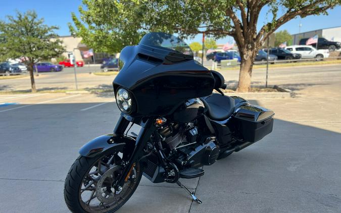 2023 Harley-Davidson® Street Glide® ST Black