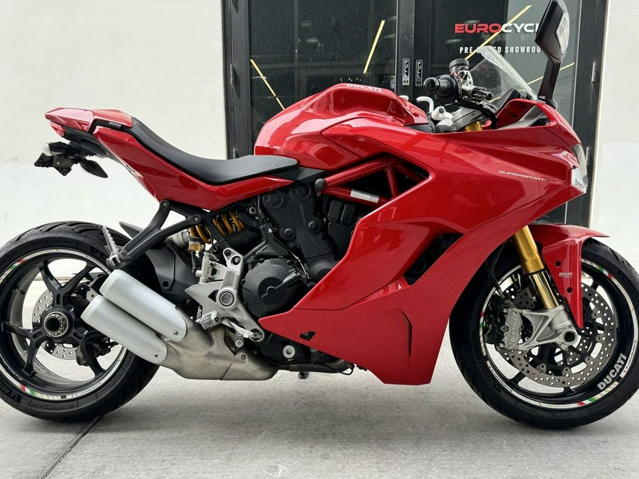 2020 Ducati SuperSport S Red