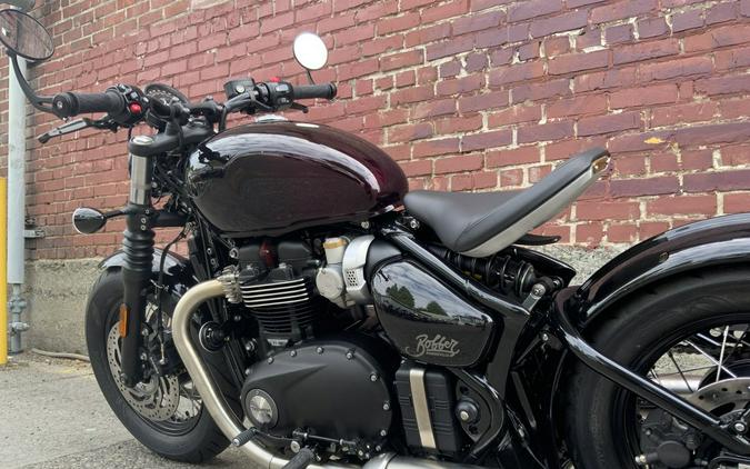 2024 Triumph BONNEVILLE BOBBER