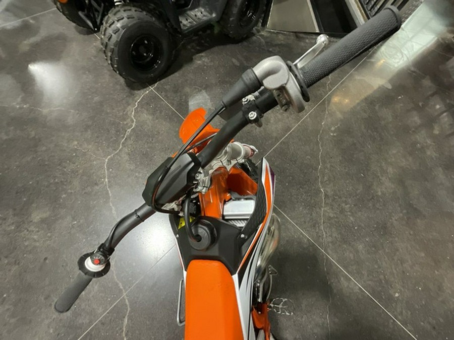 2025 KTM F6075Y4