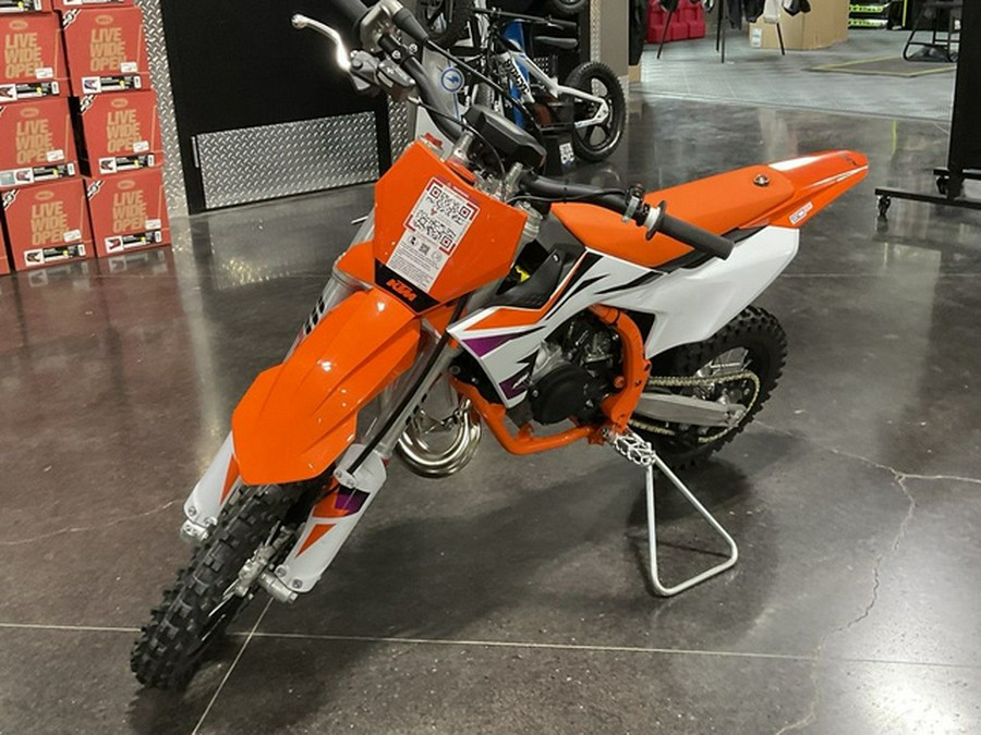 2025 KTM F6075Y4