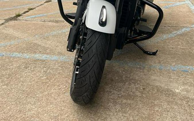 2025 Indian Motorcycle CHIEFTAIN POWERPLUS DARK HORSE 112 RA