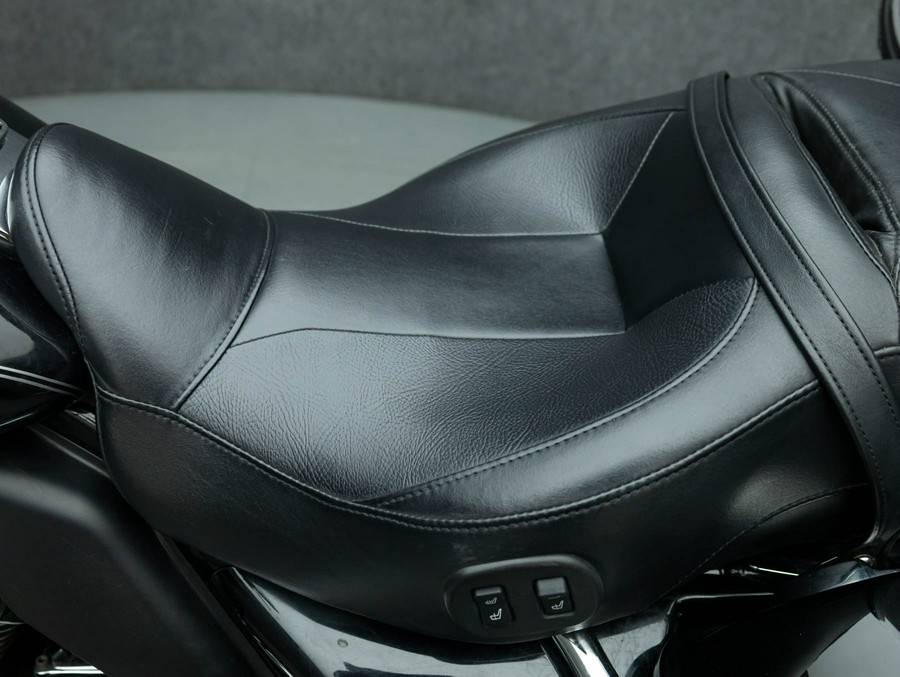 2016 HARLEY DAVIDSON FLTRU ROAD GLIDE ULTRA W/ABS