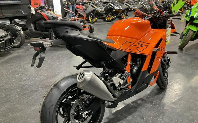 2026 KTM RC 990 R