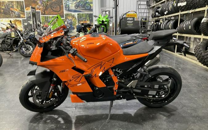 2026 KTM RC 990 R