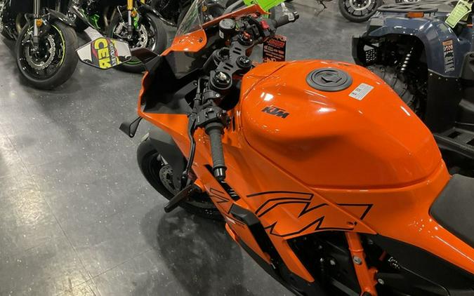 2026 KTM RC 990 R