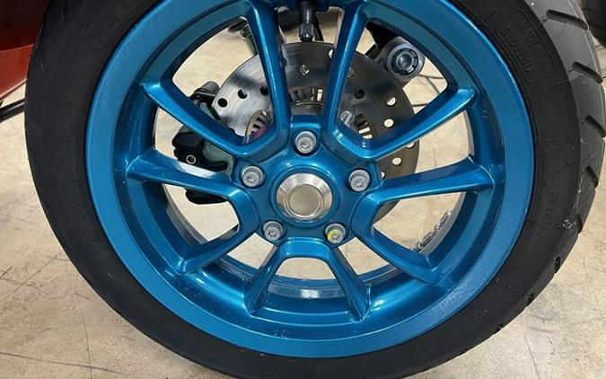 2023 Vespa Primavera 150 Color Vibe