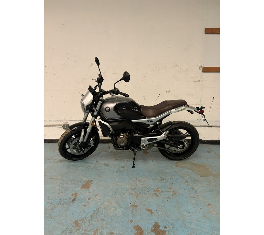 2023 QJ Motor SRV550 - QJ8424