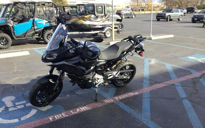 2022 BMW F 900 XR