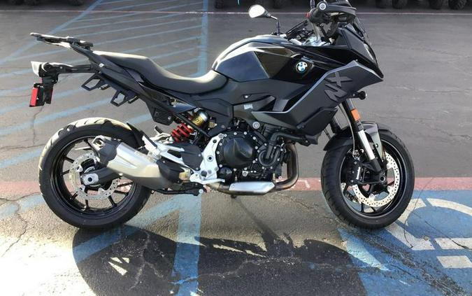 2022 BMW F 900 XR