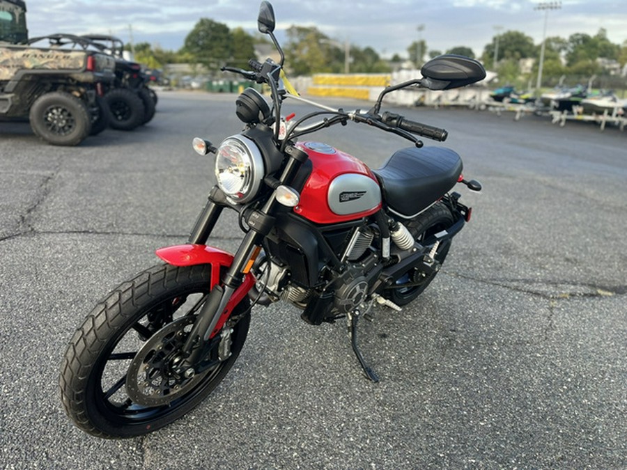 2016 Ducati Scrambler 800 ICON