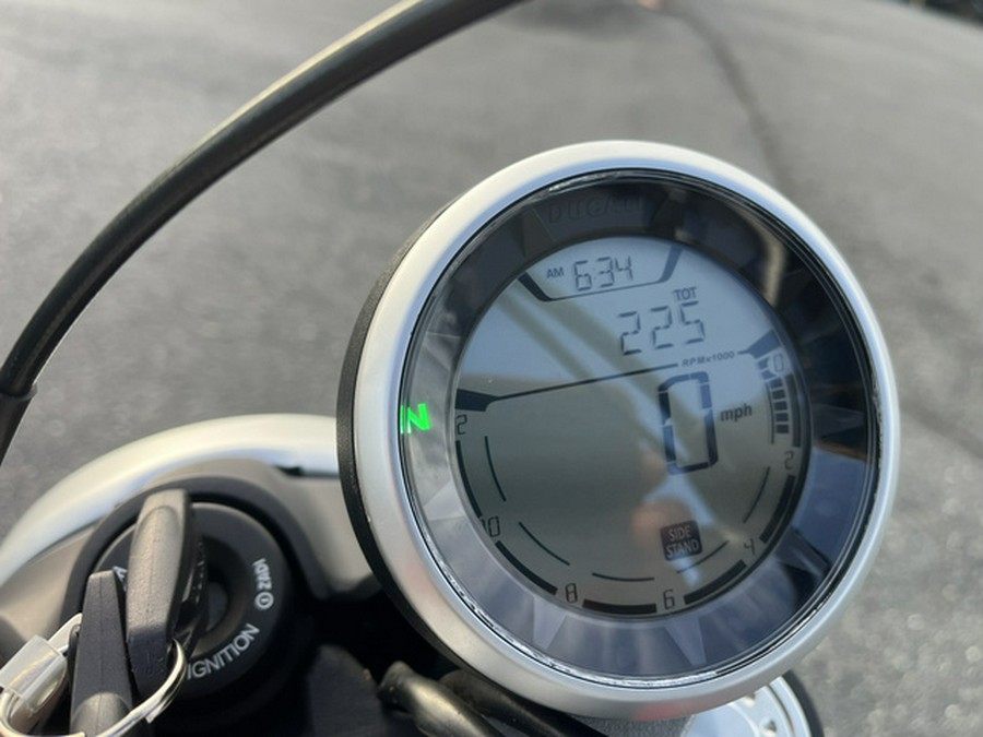 2016 Ducati Scrambler 800 ICON