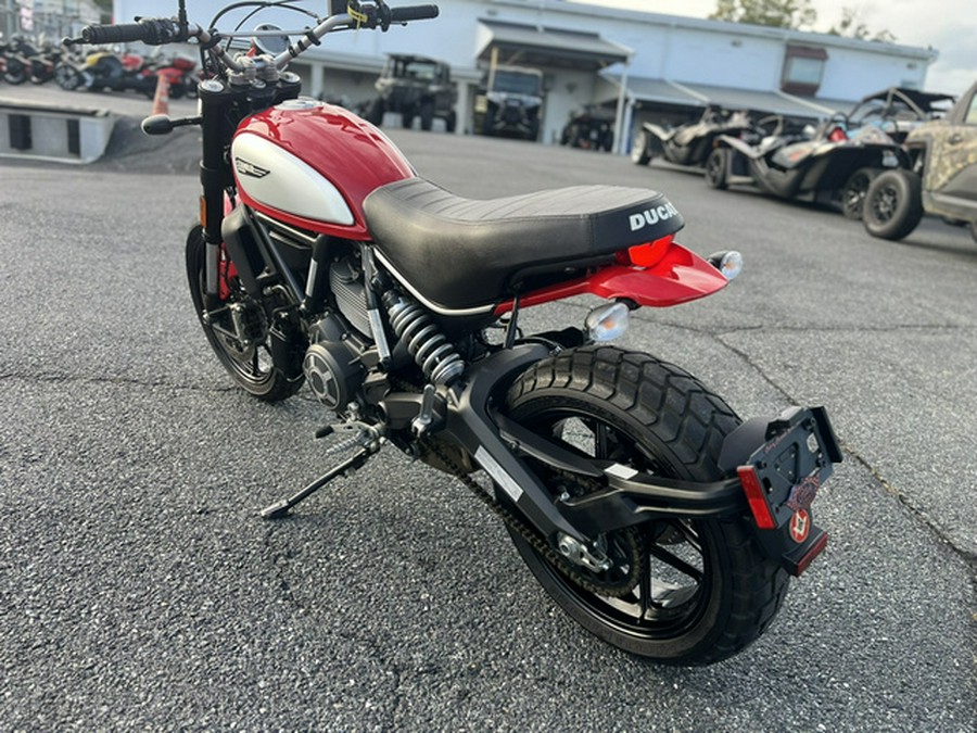 2016 Ducati Scrambler 800 ICON