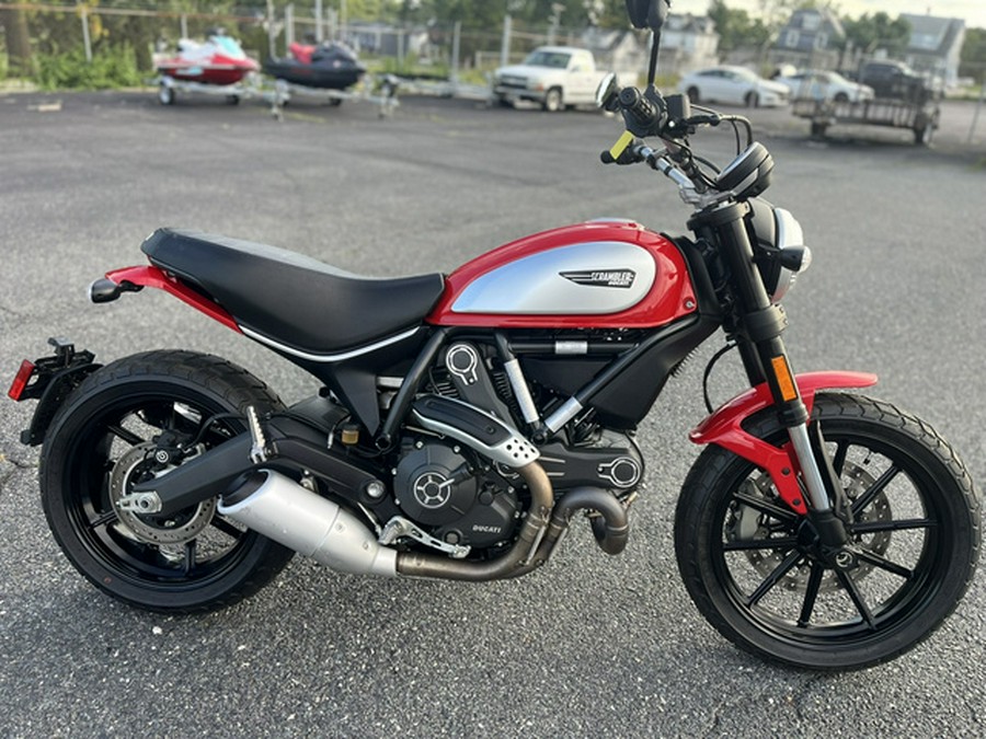 2016 Ducati Scrambler 800 ICON
