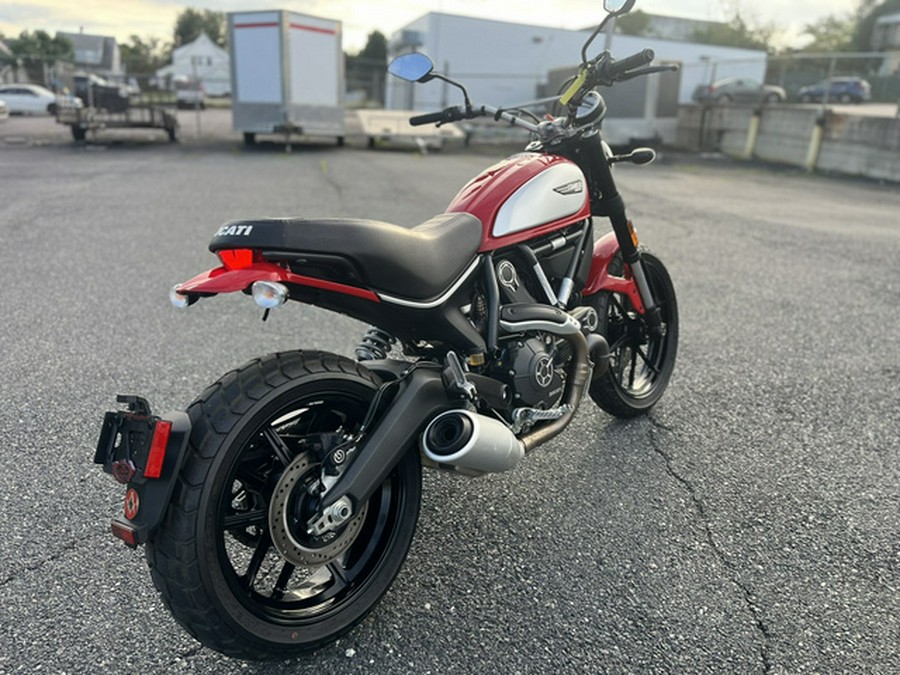 2016 Ducati Scrambler 800 ICON