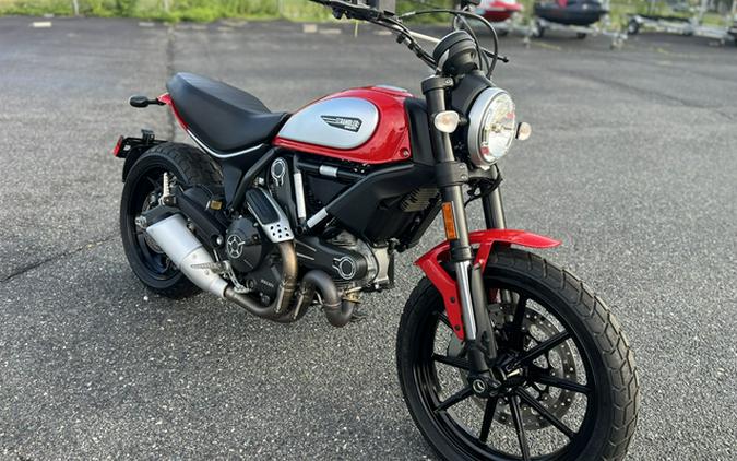 2016 Ducati Scrambler 800 ICON