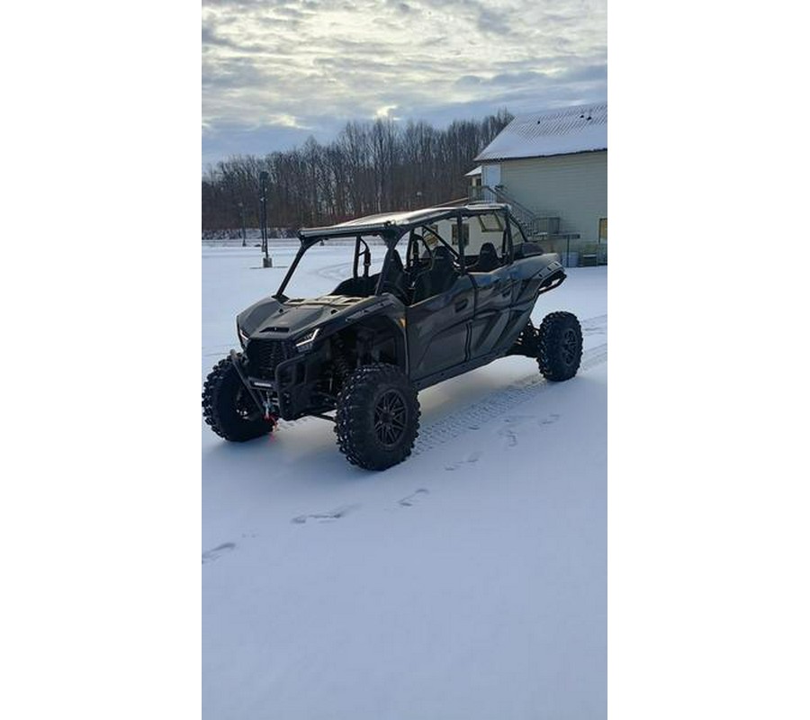 2026 Kawasaki Teryx® KRX4™ 1000 Blackout Edition