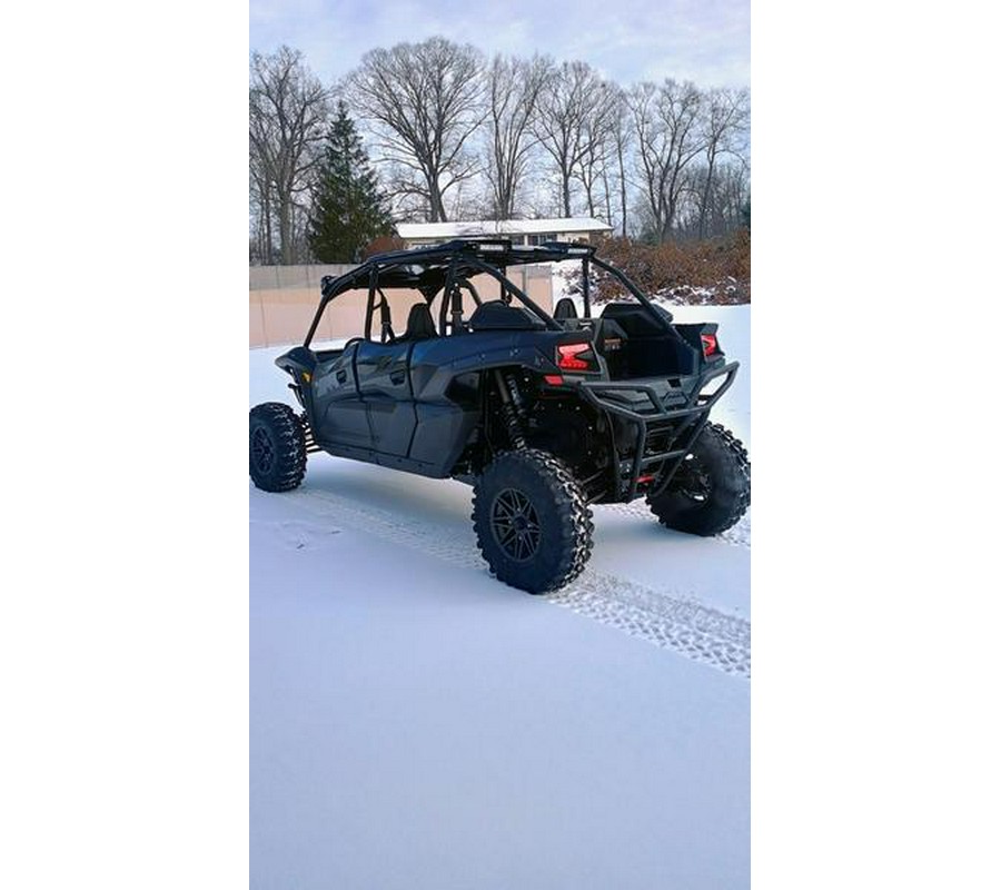 2026 Kawasaki Teryx® KRX4™ 1000 Blackout Edition