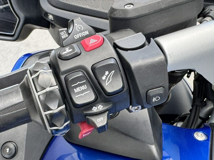 2022 BMW R 1250 RT Racing Blue Metallic