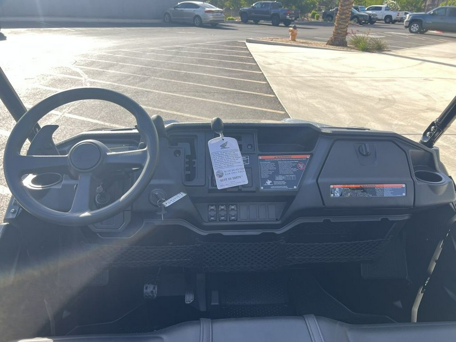 2025 Honda® Pioneer 1000-6 Deluxe Crew