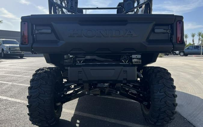 2025 Honda® Pioneer 1000-6 Deluxe Crew