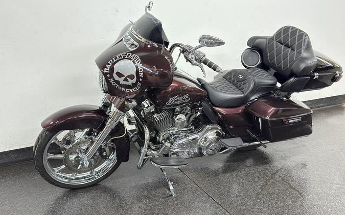 2014 Harley-Davidson® FLHXS - Street Glide® Special