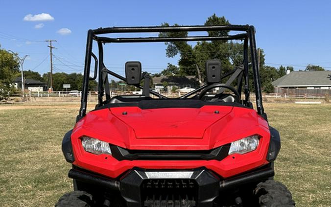 2022 Honda Pioneer 1000 Deluxe