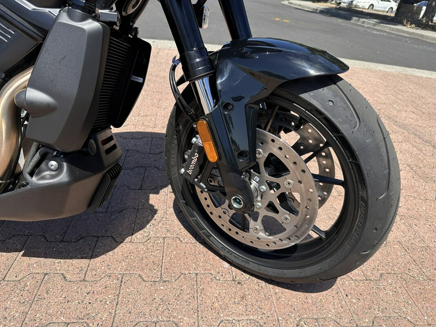 RA1250ST 2025 Pan America® 1250 ST