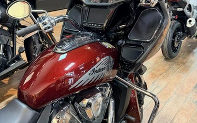 2022 Indian Challenger Limited Maroon Metallic