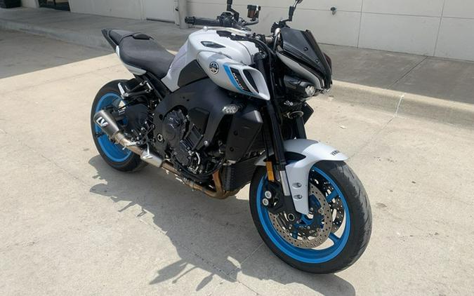 2025 Yamaha MT 10