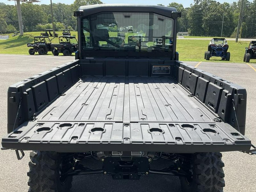 2023 Can-Am® Defender 6x6 Limited HD10