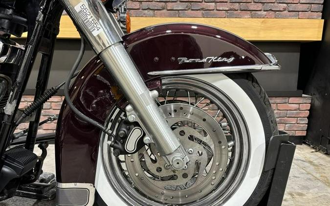 2006 Harley-Davidson® FLHRCI - Road King® Classic