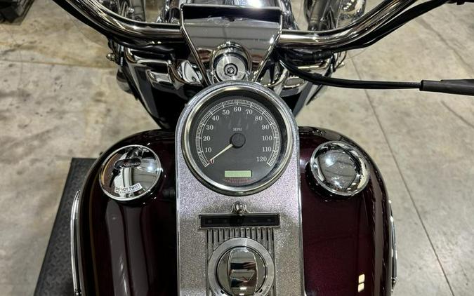 2006 Harley-Davidson® FLHRCI - Road King® Classic