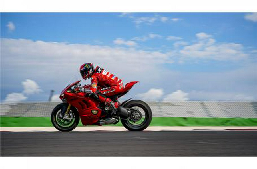 2023 Ducati Panigale V4 S