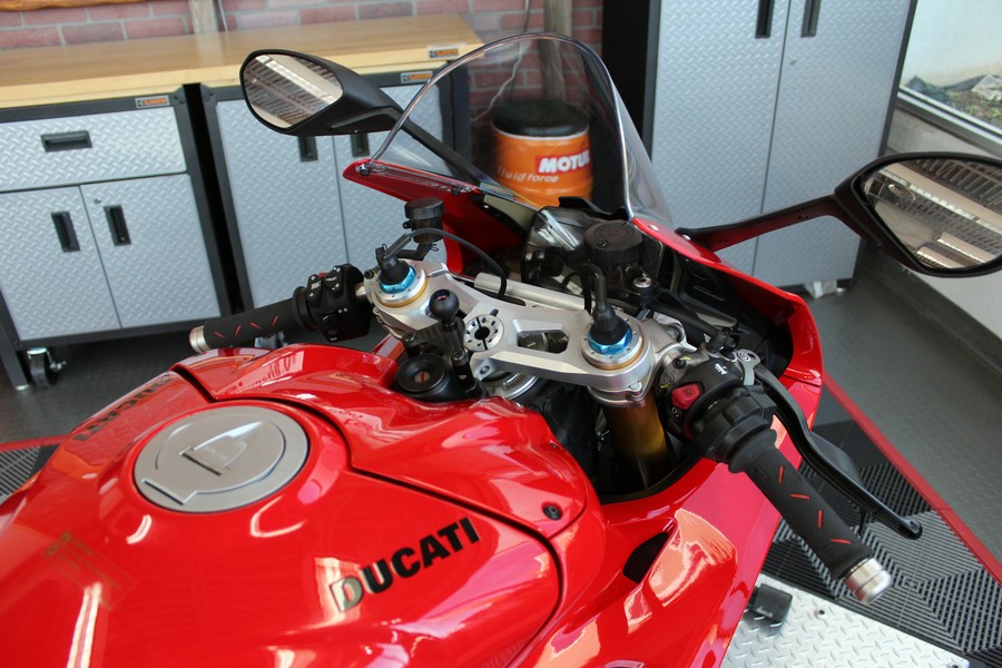 2023 Ducati Panigale V4 S