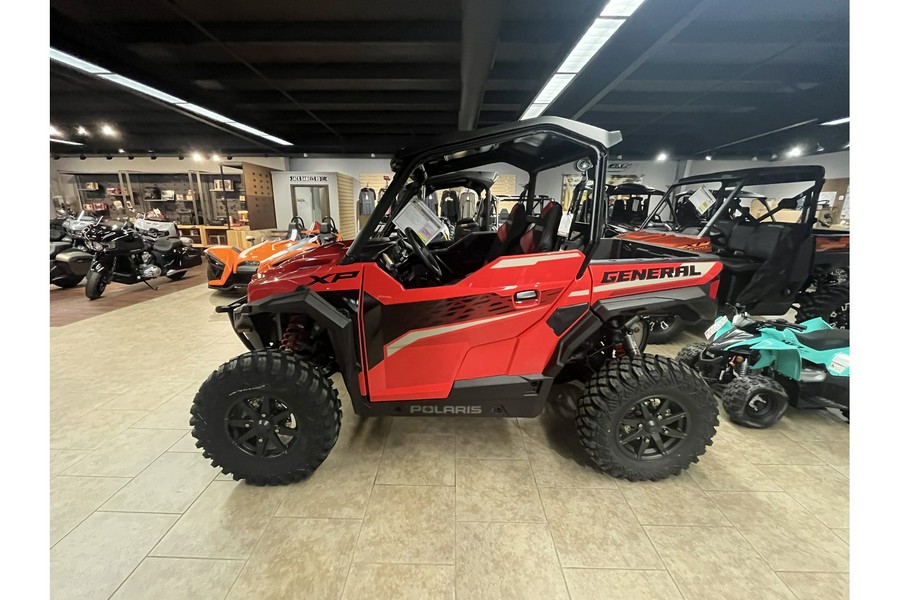 2025 Polaris GENERAL® XP 1000 Premium