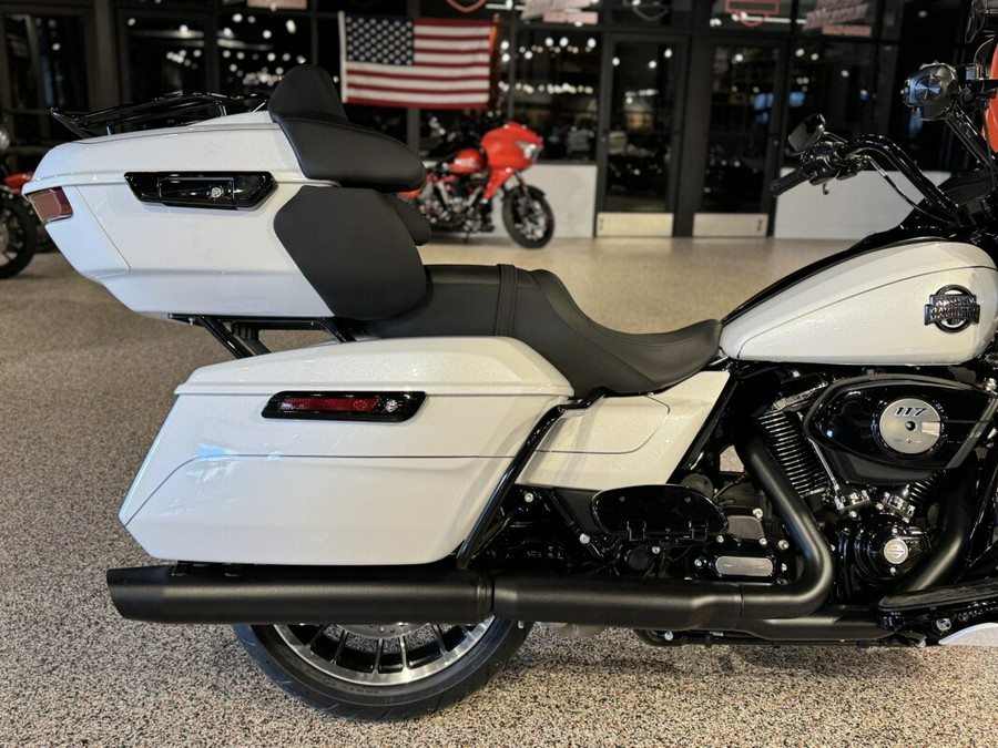 2026 HD FLTRXL