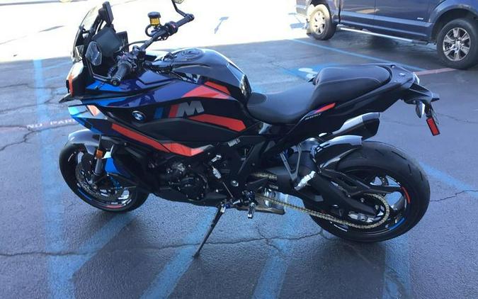 2026 BMW M 1000 XR