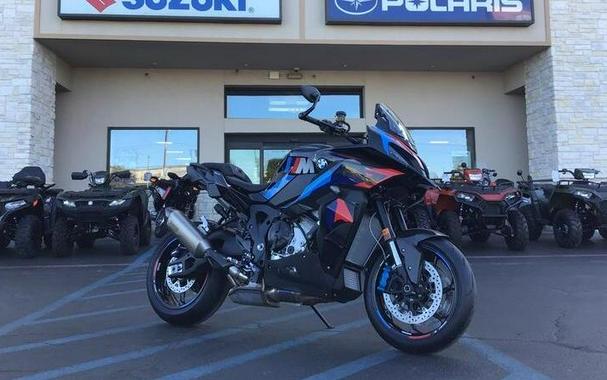 2026 BMW M 1000 XR