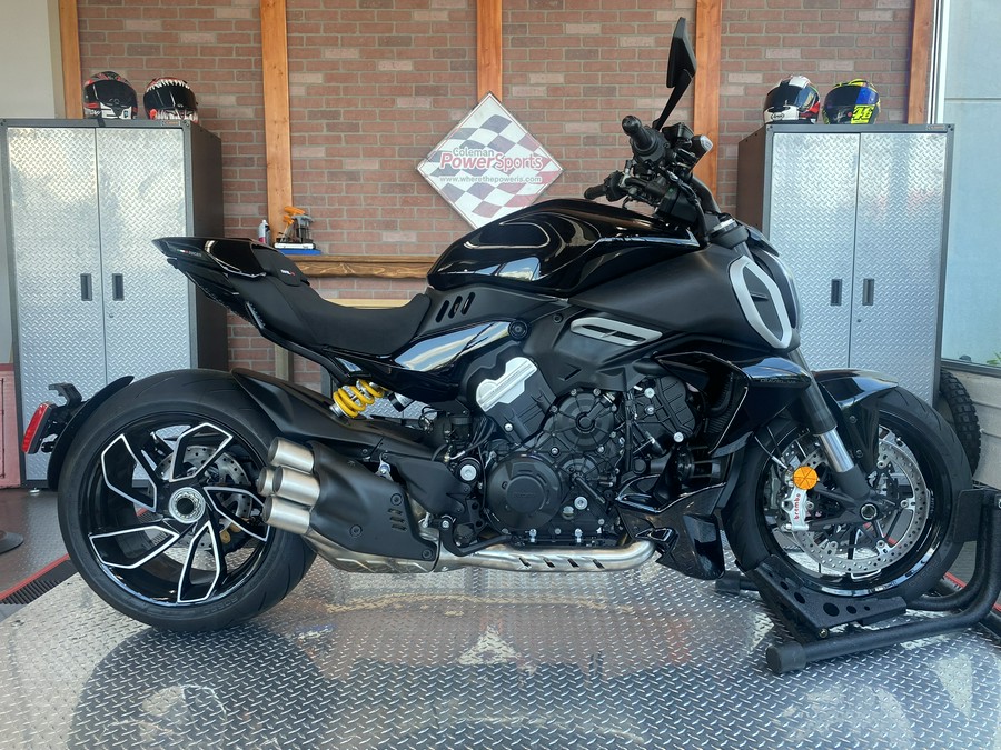 2023 Ducati Diavel V4