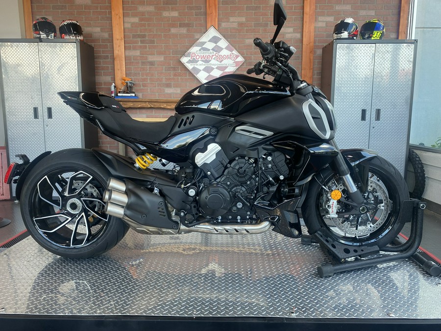 2023 Ducati Diavel V4