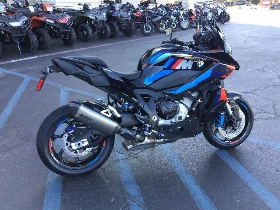 2026 BMW M 1000 XR